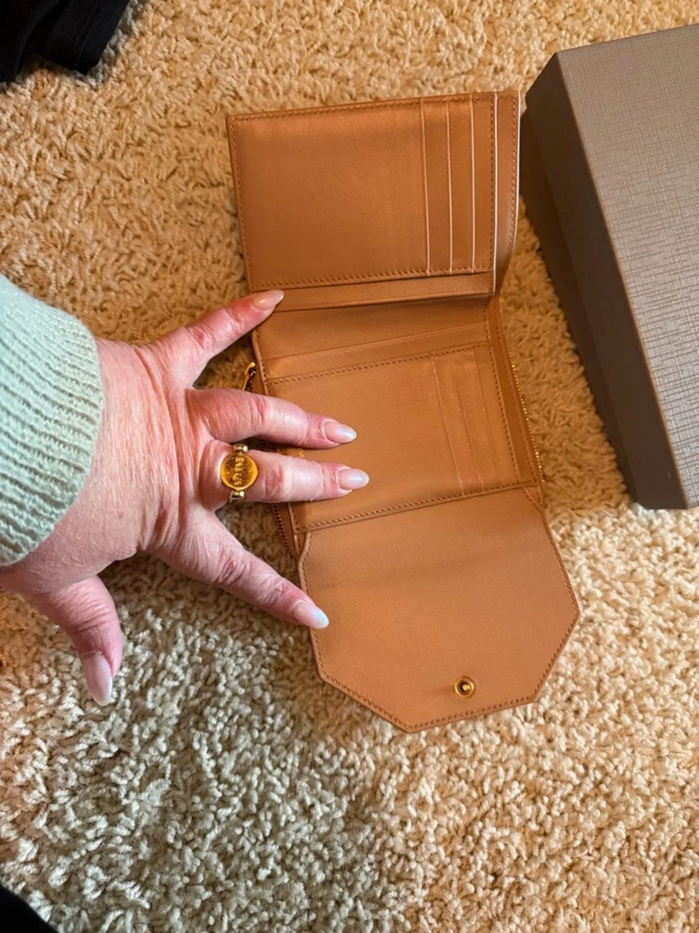 Balenciaga Beige Leather Envelope Wallet - Picture 3 of 4